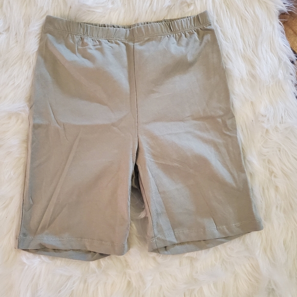 TRENDY TWO PIECE BIKER SHORTS SET - Picture 4 of 6